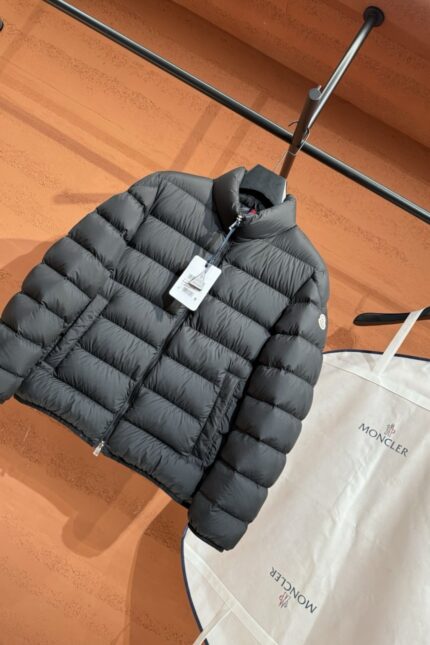 MONCLER BAUDINET JAS ZWART